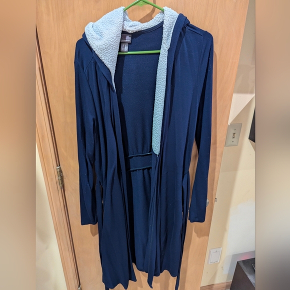 Motherhood Navy Robe with Cream Lining - Picture 1 of 3